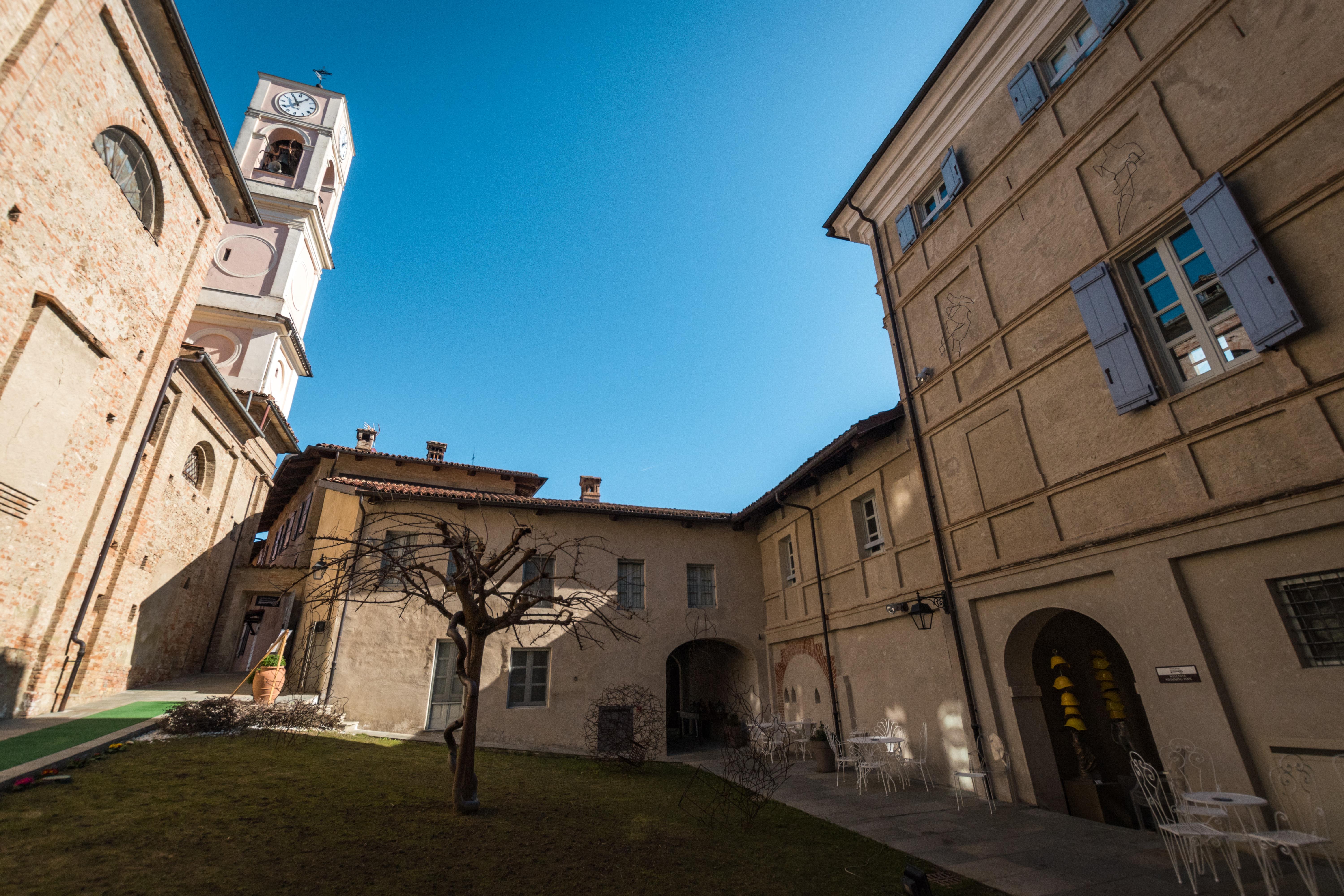 Отель Antico Borgo Кунео Экстерьер фото