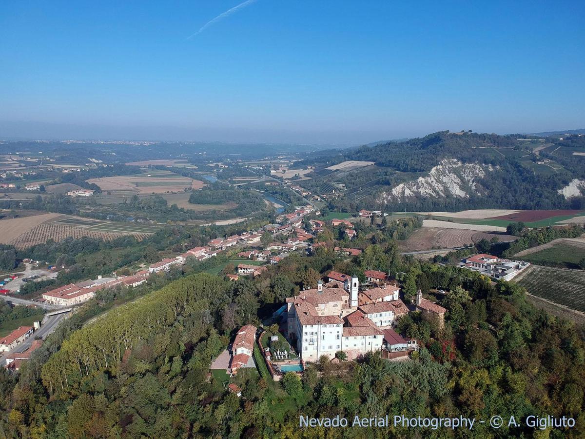 Отель Antico Borgo Кунео Экстерьер фото